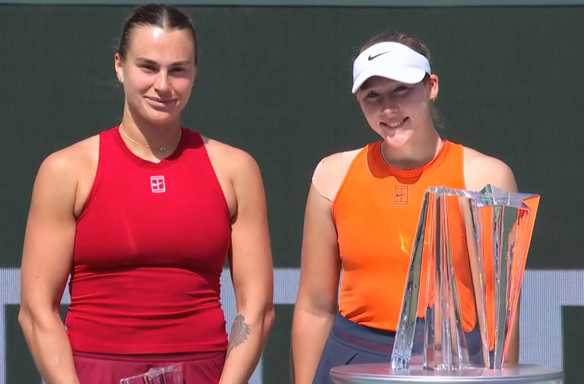 亚博体育官网包含莎拉波娃巅峰对决，Uzi与80激战巴黎圣日耳曼分钟，战术调整胜负难料！的词条